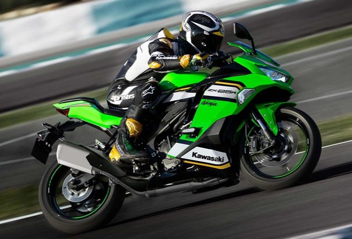 ZX25R 生産終了の噂は本当なのか?